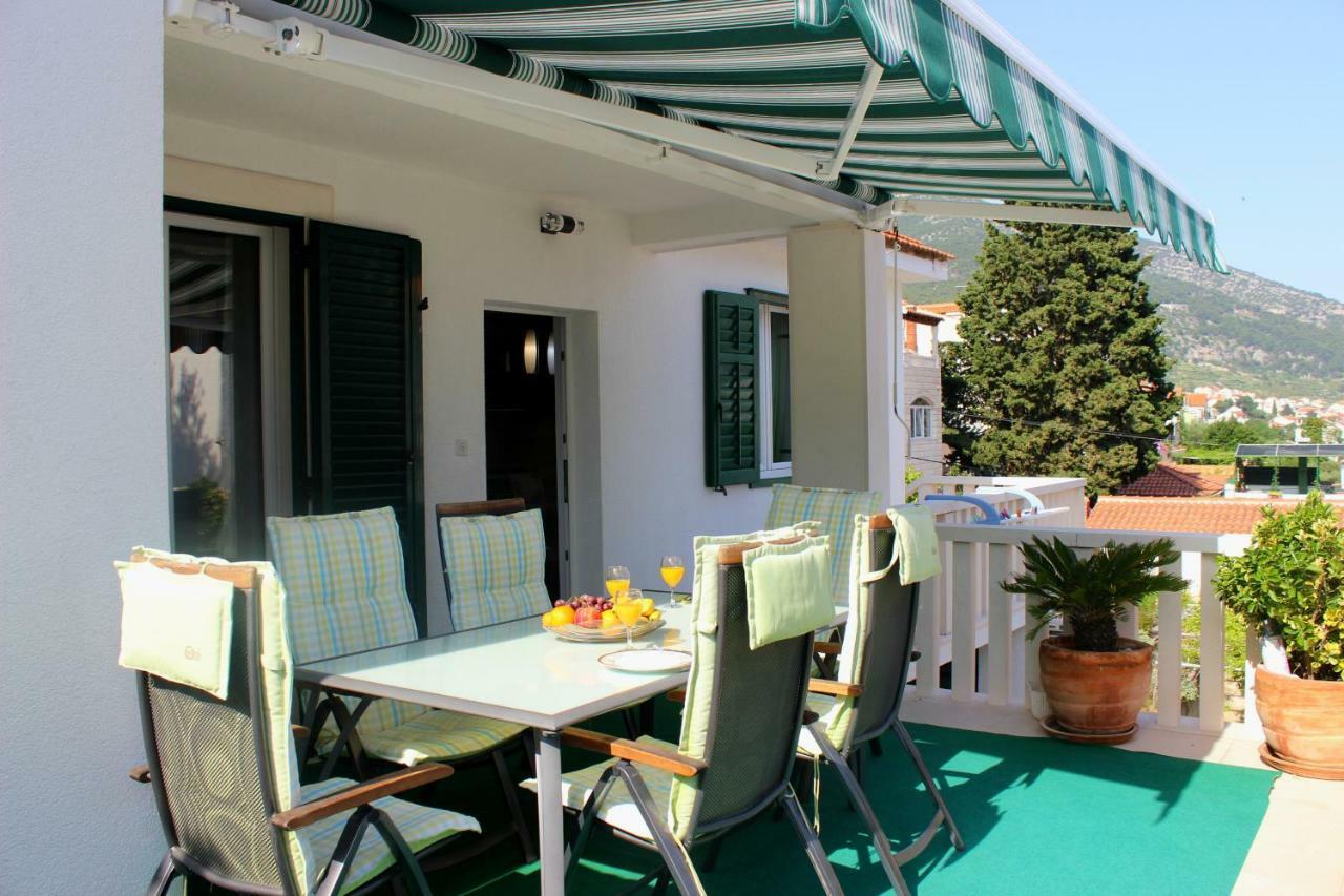 Apartment Dajana Bol Ngoại thất bức ảnh